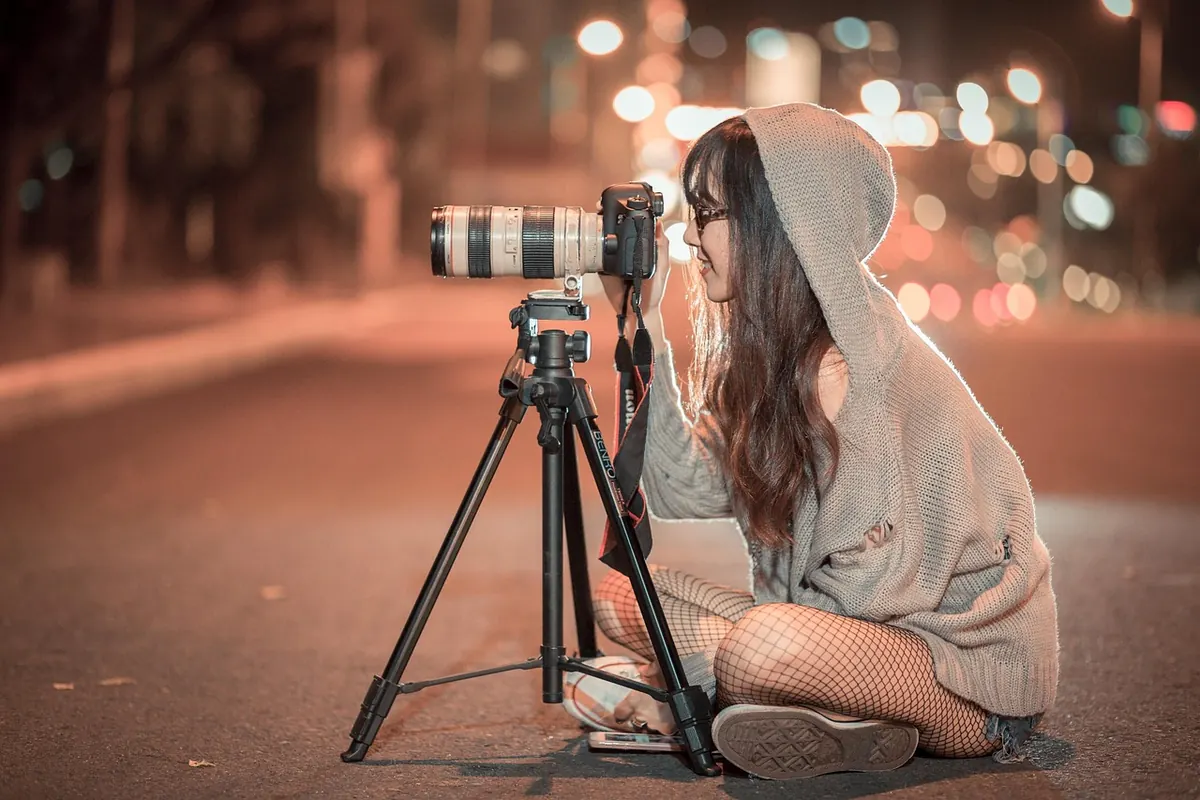 Street Style Photography: How to Spot and Capture Emerging Trends in Your City